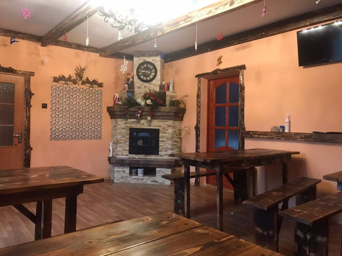 Cottage V Gorakh Izki Extérieur photo